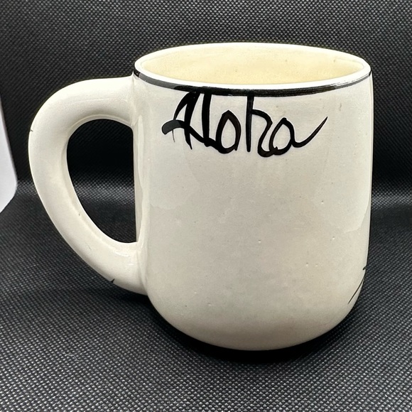 Hand painted ceramic Hawaii mugs - Picture 7 of 14